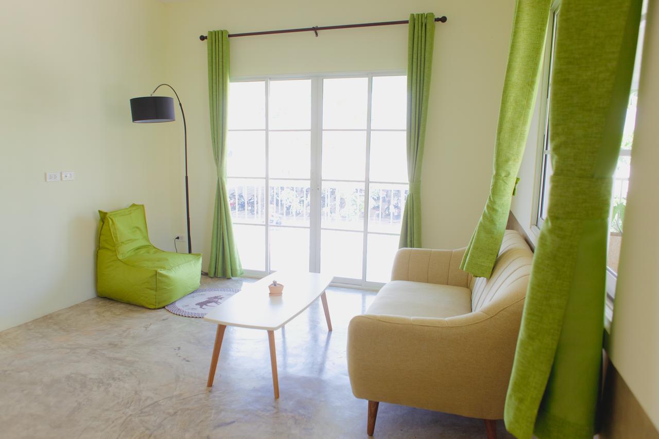 Отель Manyi Boutique House Чиангмай Экстерьер фото